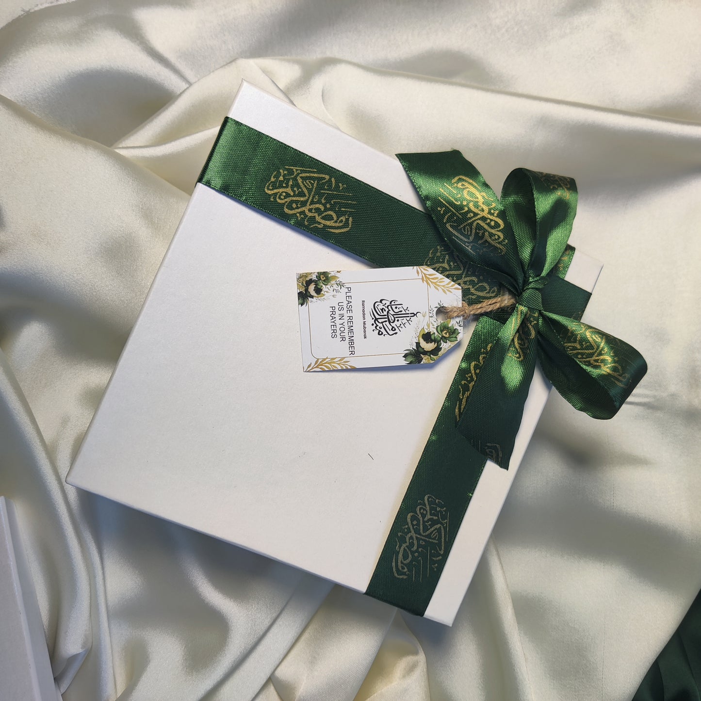 Ramadan White Boxes with Ribbon
