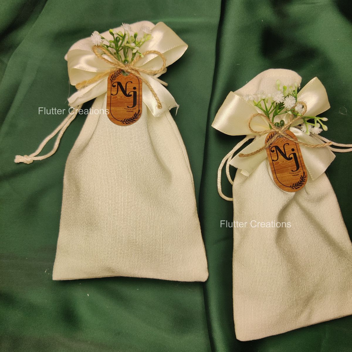 Premium Jute Bags/Pouches with Baby Breath