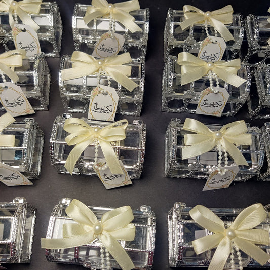 Silver Treasure/Tijori/Chest Box with Double Ribbon & Tag