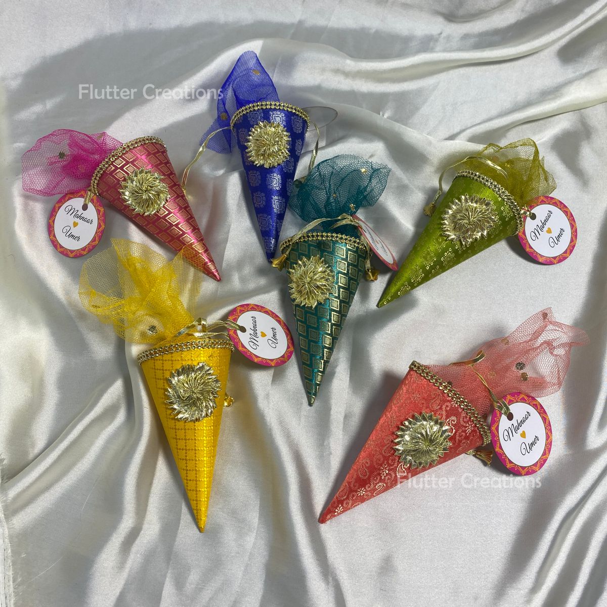 Cone Bid Wedding Favors with tag