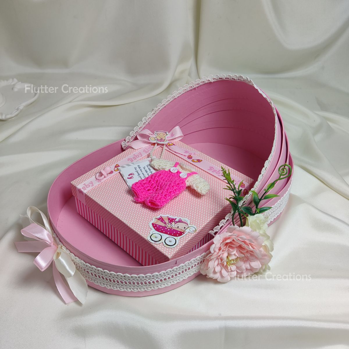 Cradle Box with Decoration