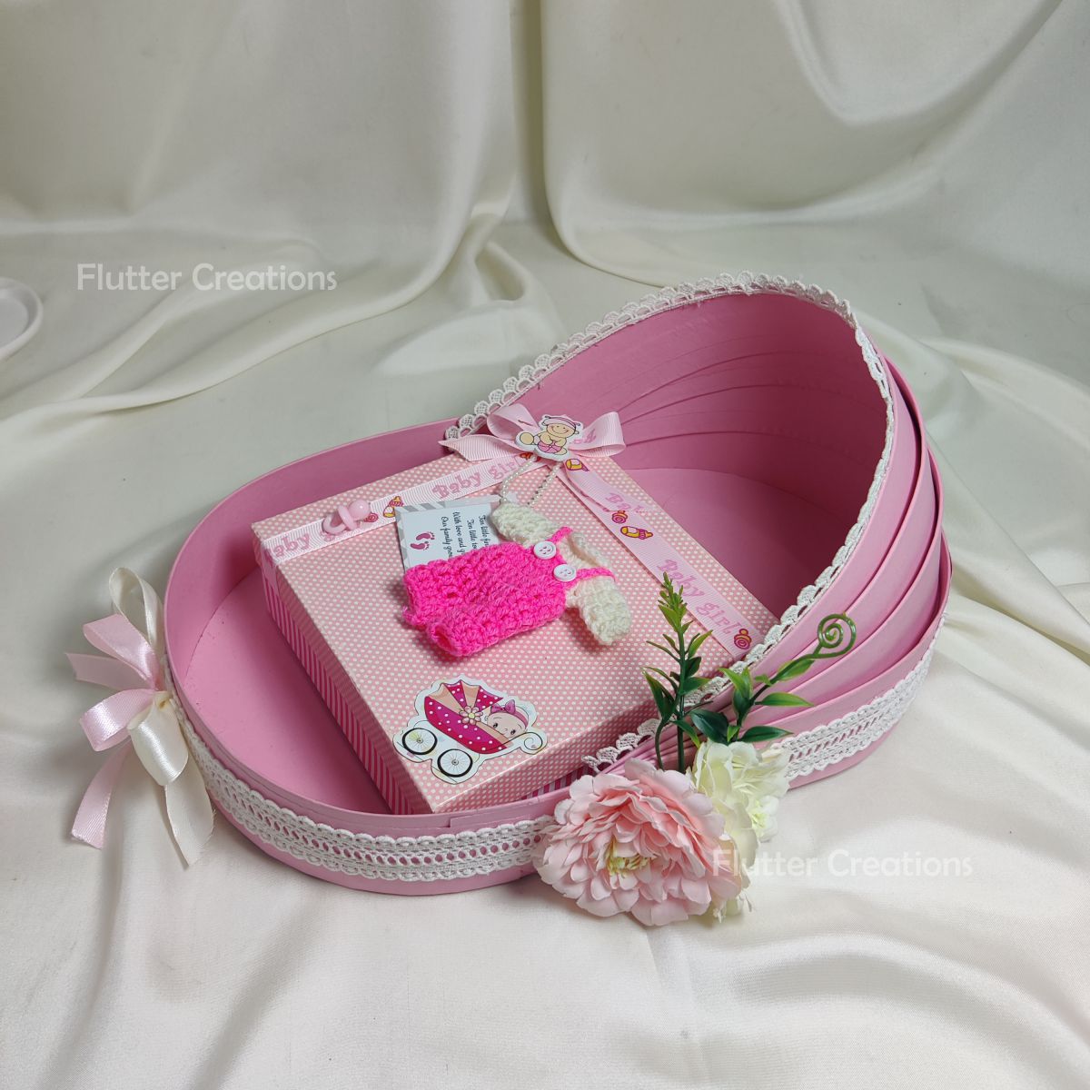 Cradle Box with Decoration