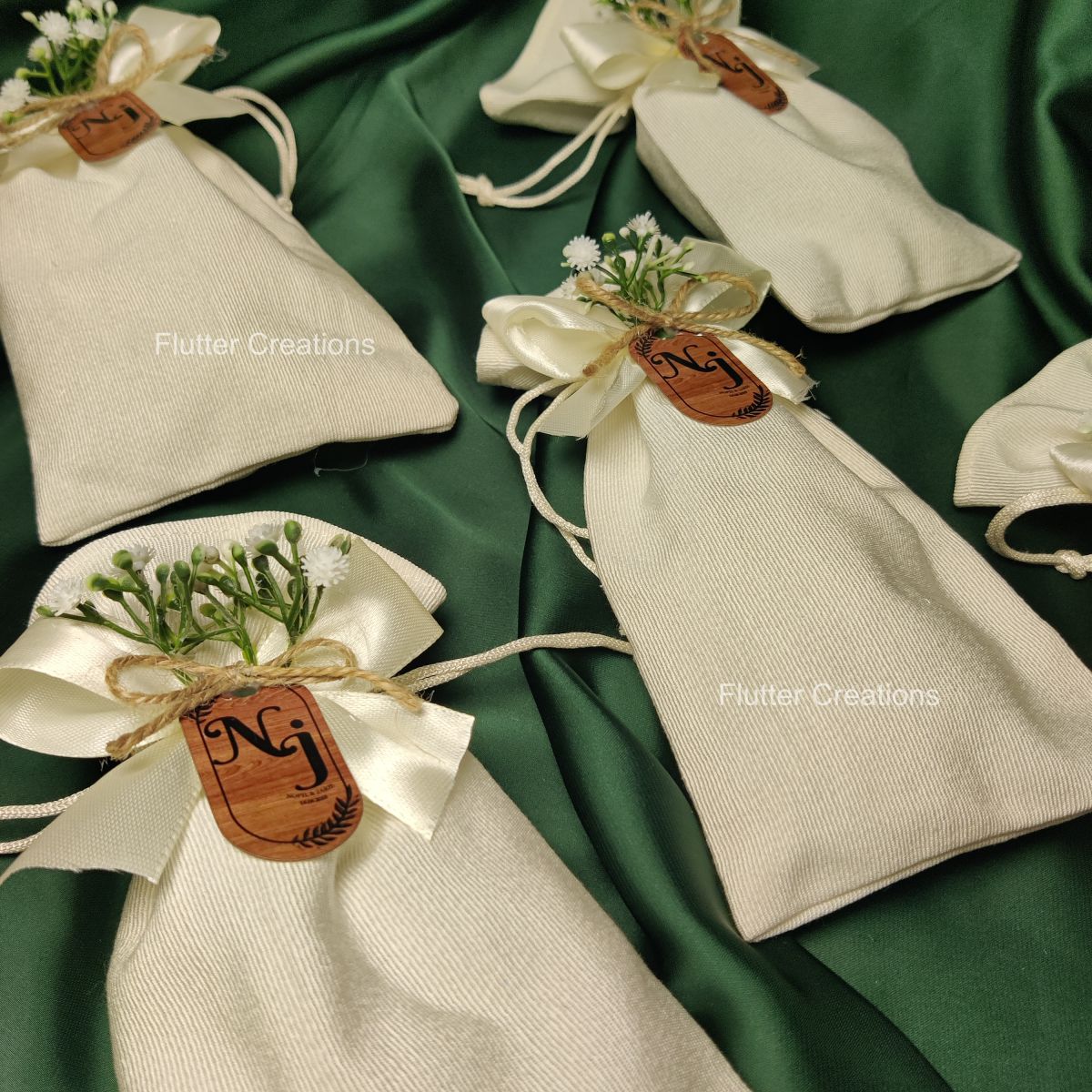 Premium Jute Bags/Pouches with Baby Breath