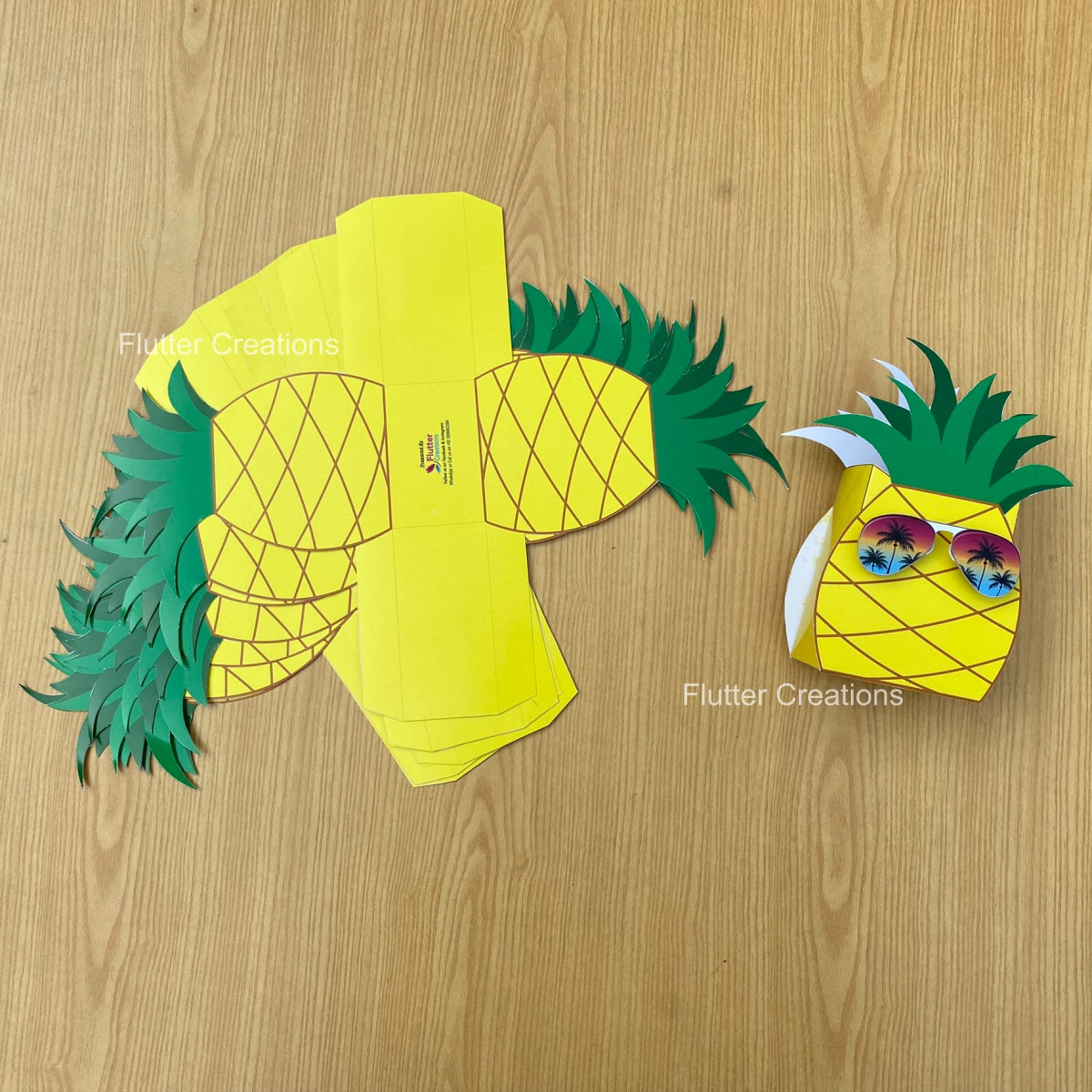 Pinepapple - Flamingo theme