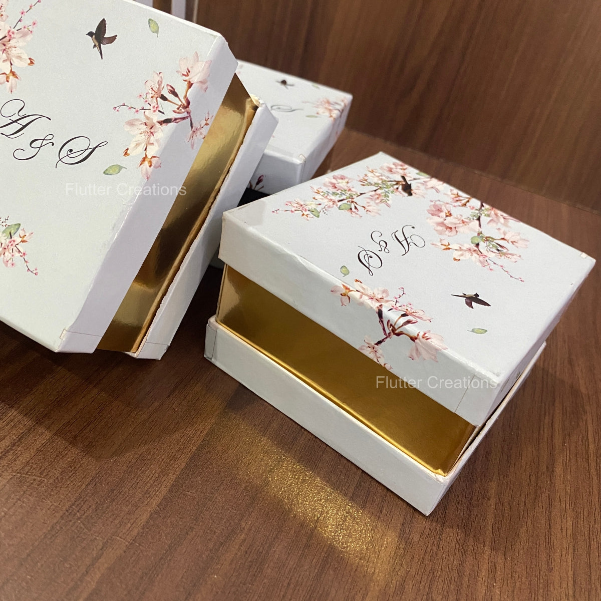 Printed Customized Box with Golden Base