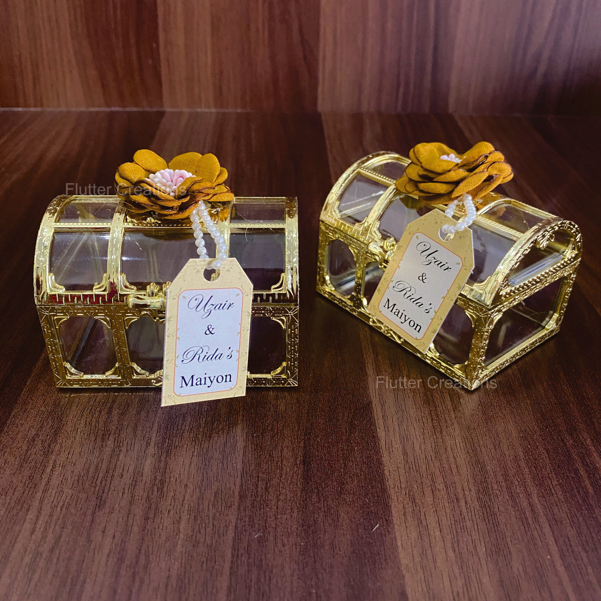 Treasure/Tijori Box (With flower and tag)