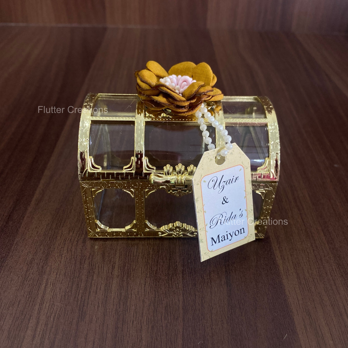 Treasure/Tijori Box (With flower and tag)