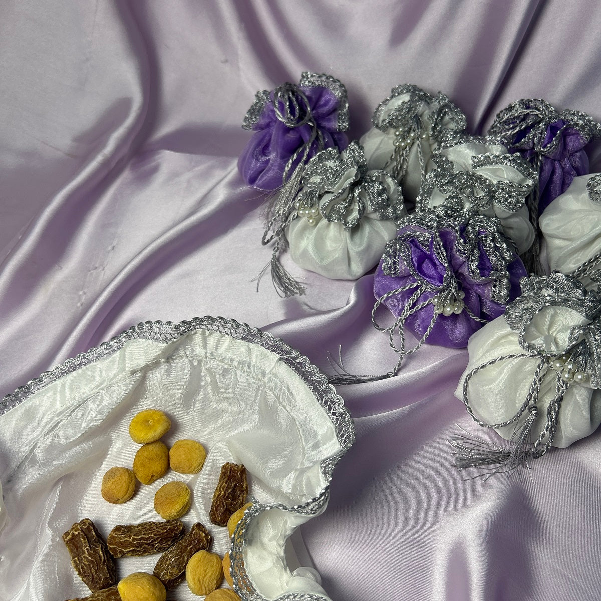 Silk Lining Organza Potlis with Silver String