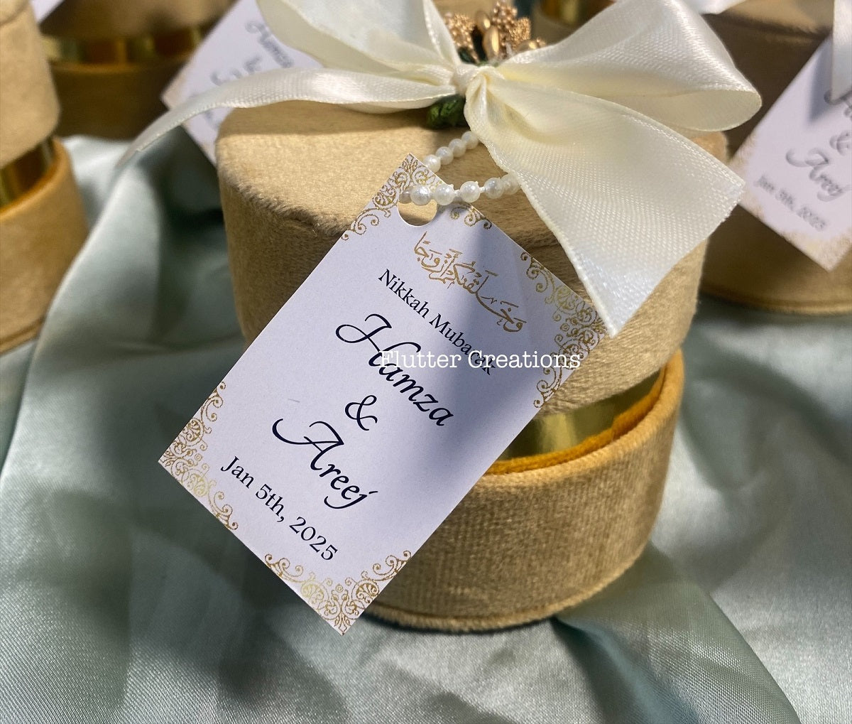 Beige Velvet Bid Box with Ribbon and Stamen Flowers