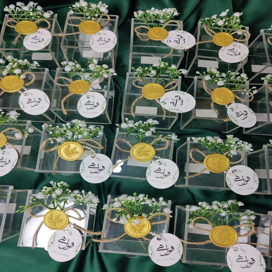 Acrylic Box with Stamen flowers and Waxstamp