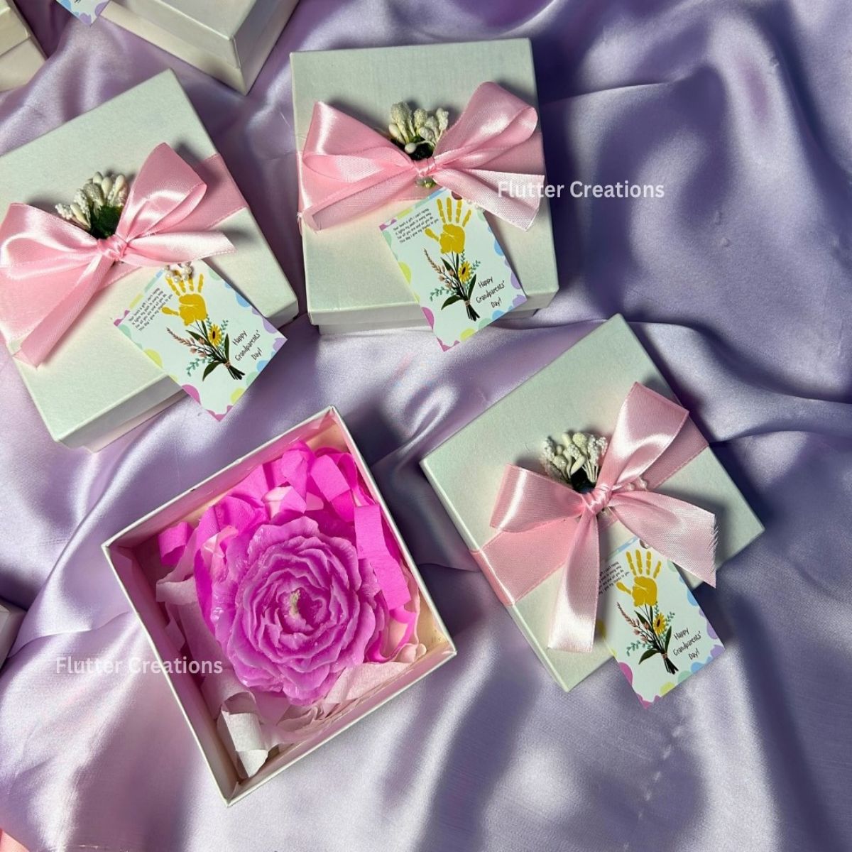 Scented Candle Box with Ribbon & Stamen Flower