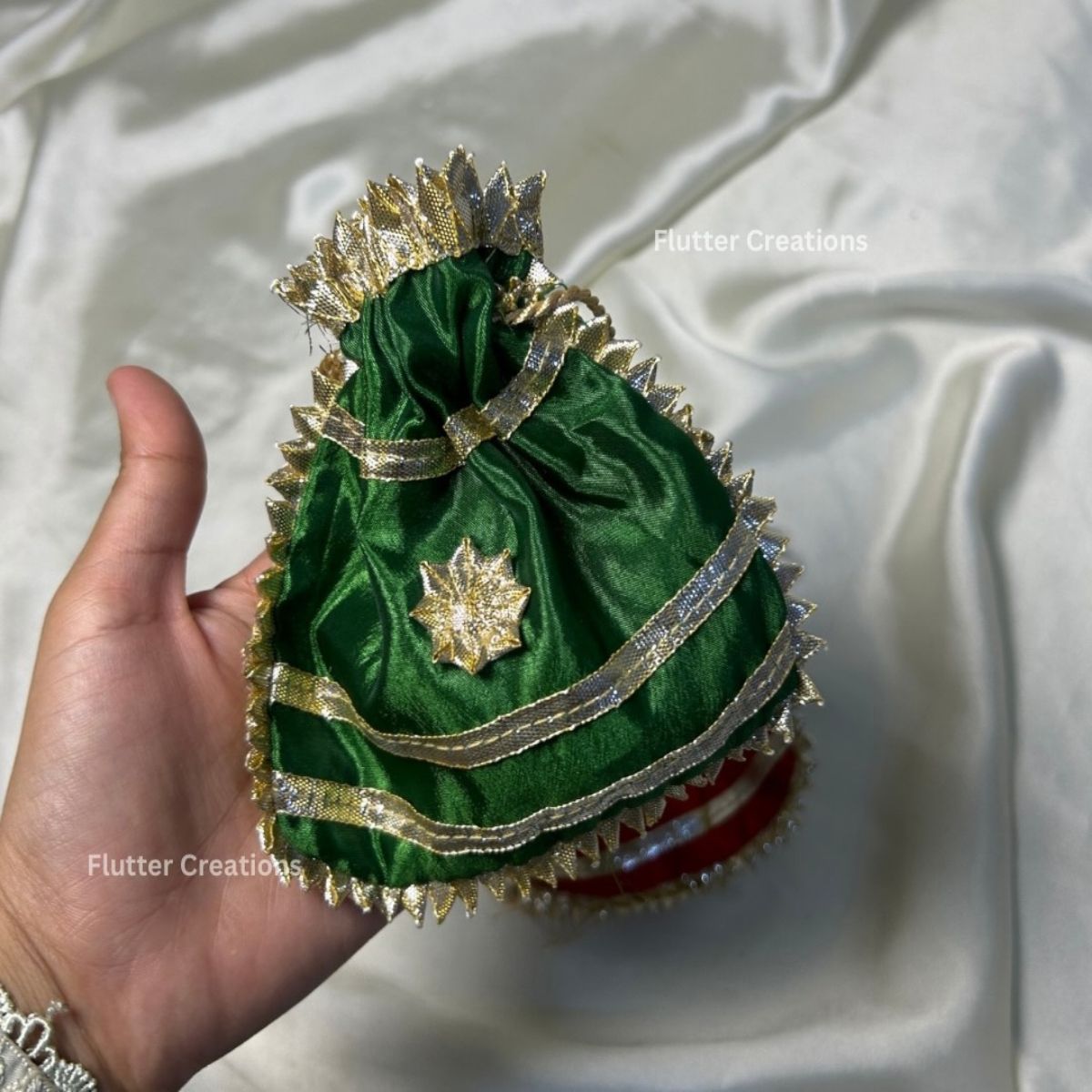 Gota Silk Pouch With Border lace