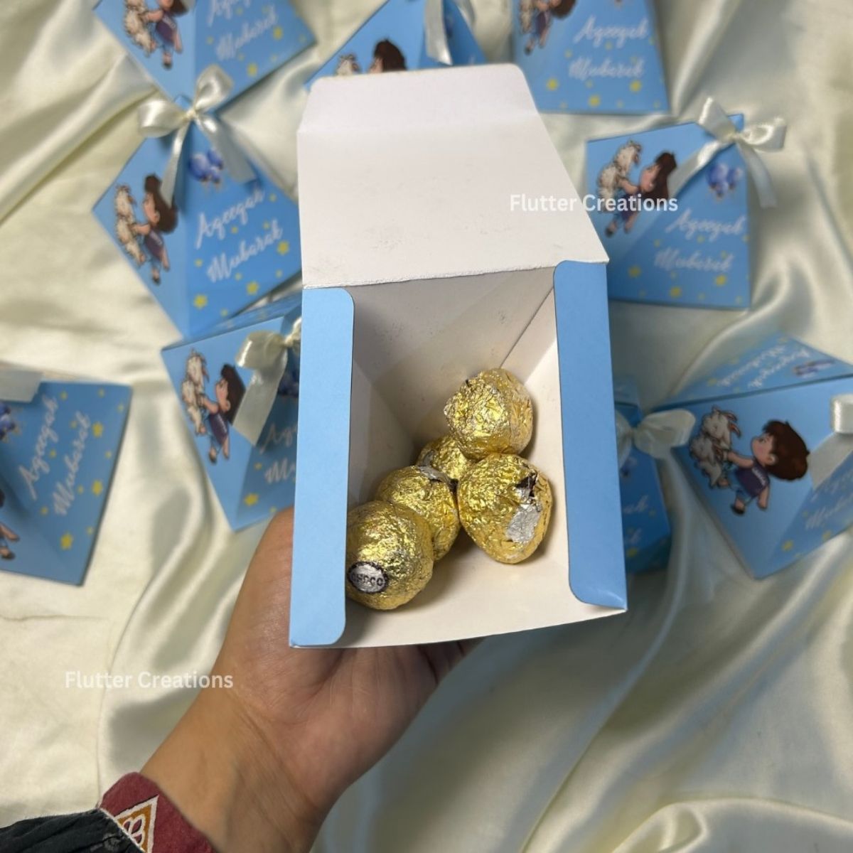 Pyramid Style Boy Aqeeqah Favor Box