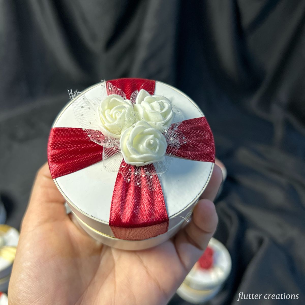 Round shape Nikkah Bid/Wedding Favors Box with Flowers
