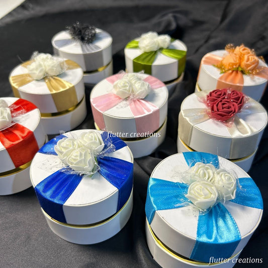 Round shape Nikkah Bid/Wedding Favors Box with Flowers